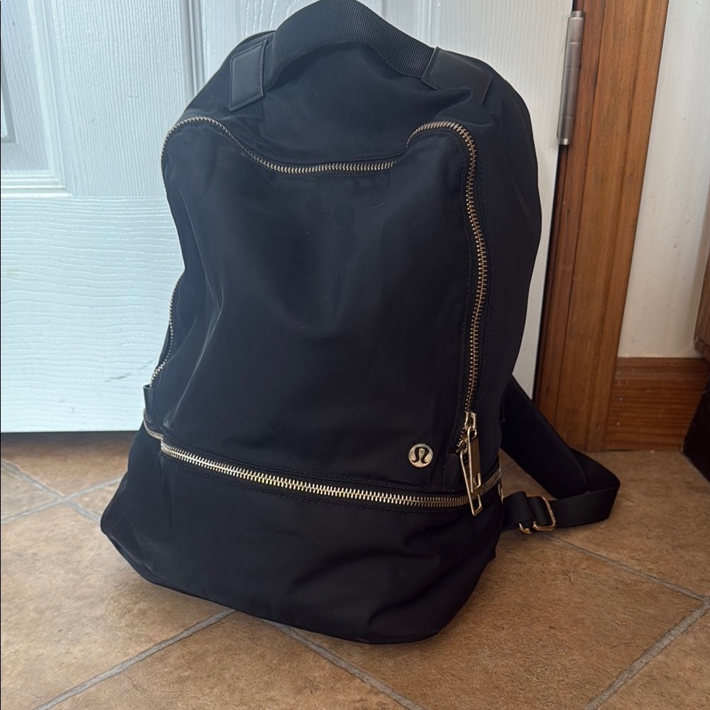 lululemon athletica Black Backpack Minimalist Design